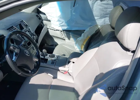 2013 Toyota Highlander Base Plus V6/Base V6/Se V6 z USA, uszkodzony, nr VIN 5TDZK3EH3DS098820